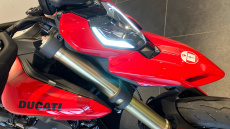 Hypermotard V2 (26MY)